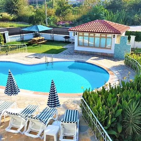 Dalyan - Villa Basaran Sleeps Up To 9 Guests 빌라