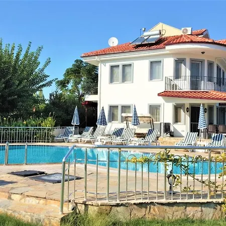 빌라 Dalyan - Villa Basaran Sleeps Up To 9 Guests *